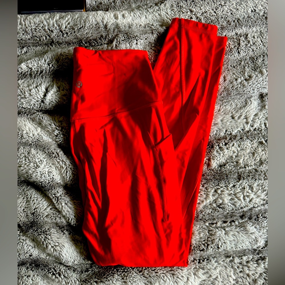Like new leggings. Have the pockets for your phone.
